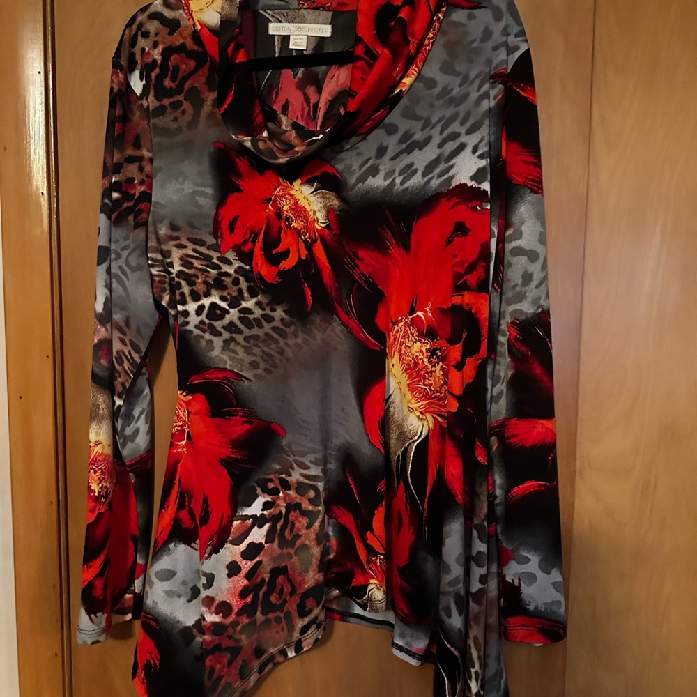 🌺Boston Proper  Cowl Neck Top - Red and Gray